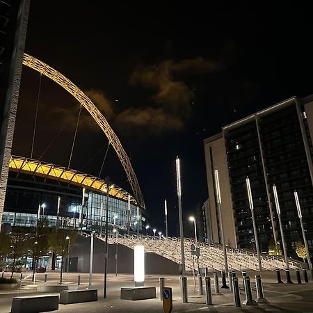 Beautiful Stay In Central Wembley Londres Exterior foto