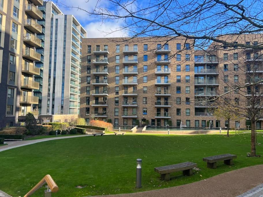 Beautiful Stay In Central Wembley Londres Exterior foto